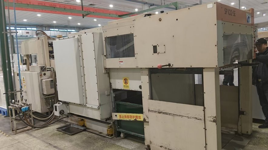 Die cutting Bobst SP 102-SE