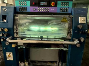 Die cutting Bobst SP 102-SE