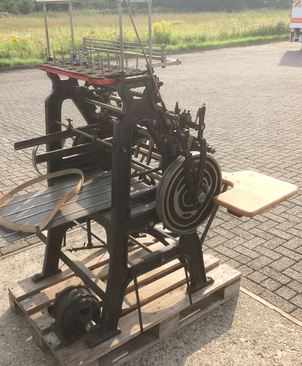 Book Block Production / Sewing Muller Martini FKIII
