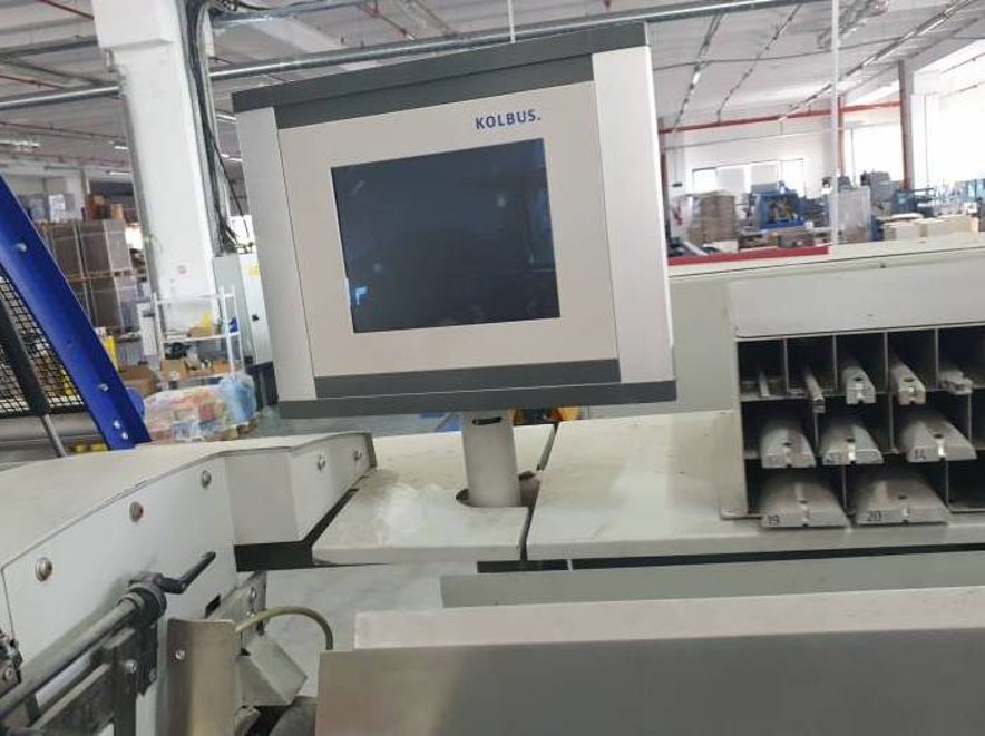 Book cover production Kolbus BF 511