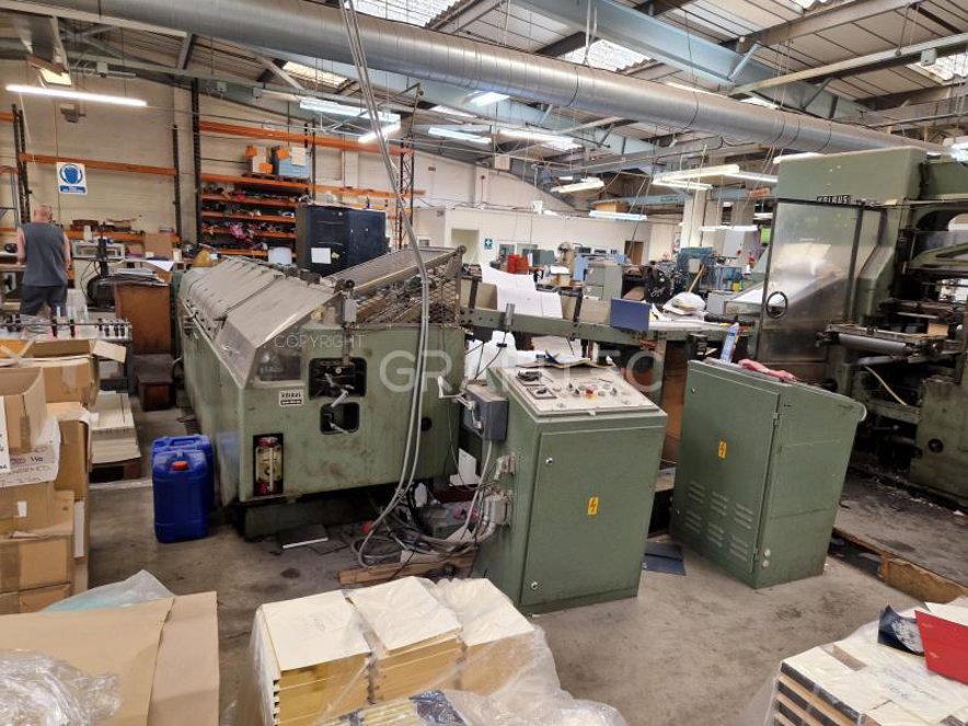 Case makers Kolbus FE Pressing & Forming Unit