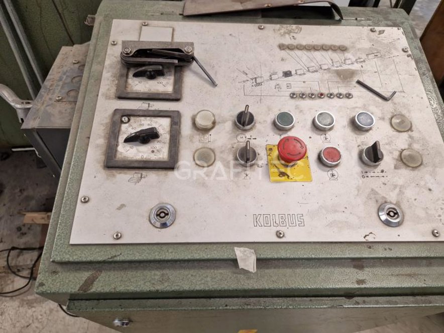 Case makers Kolbus FE Pressing & Forming Unit