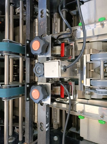 Collator and booklet production Duplo DSF-2000 + DBM-120 S/S + DBM-120T