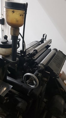 Die-cutters- automatic and handfed Heidelberg OHT-T
