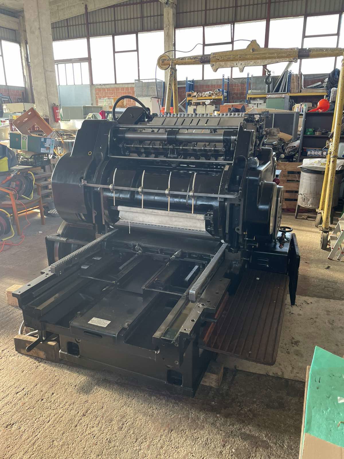 Die-cutters- automatic and handfed Heidelberg SBG