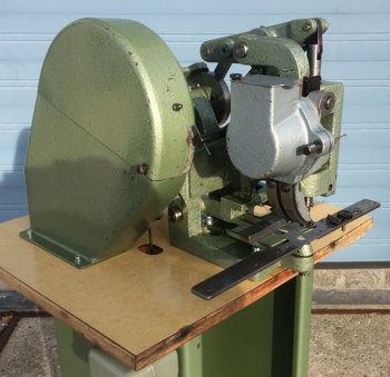 Eye letting machines Hang 103 LOKA