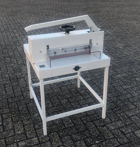 Guillotines IDEAL 4700