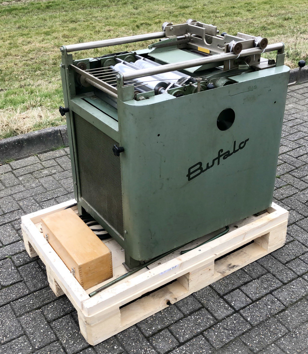 Perfect Binder and Gatherer Gantenbein Bufalo BAFC-33