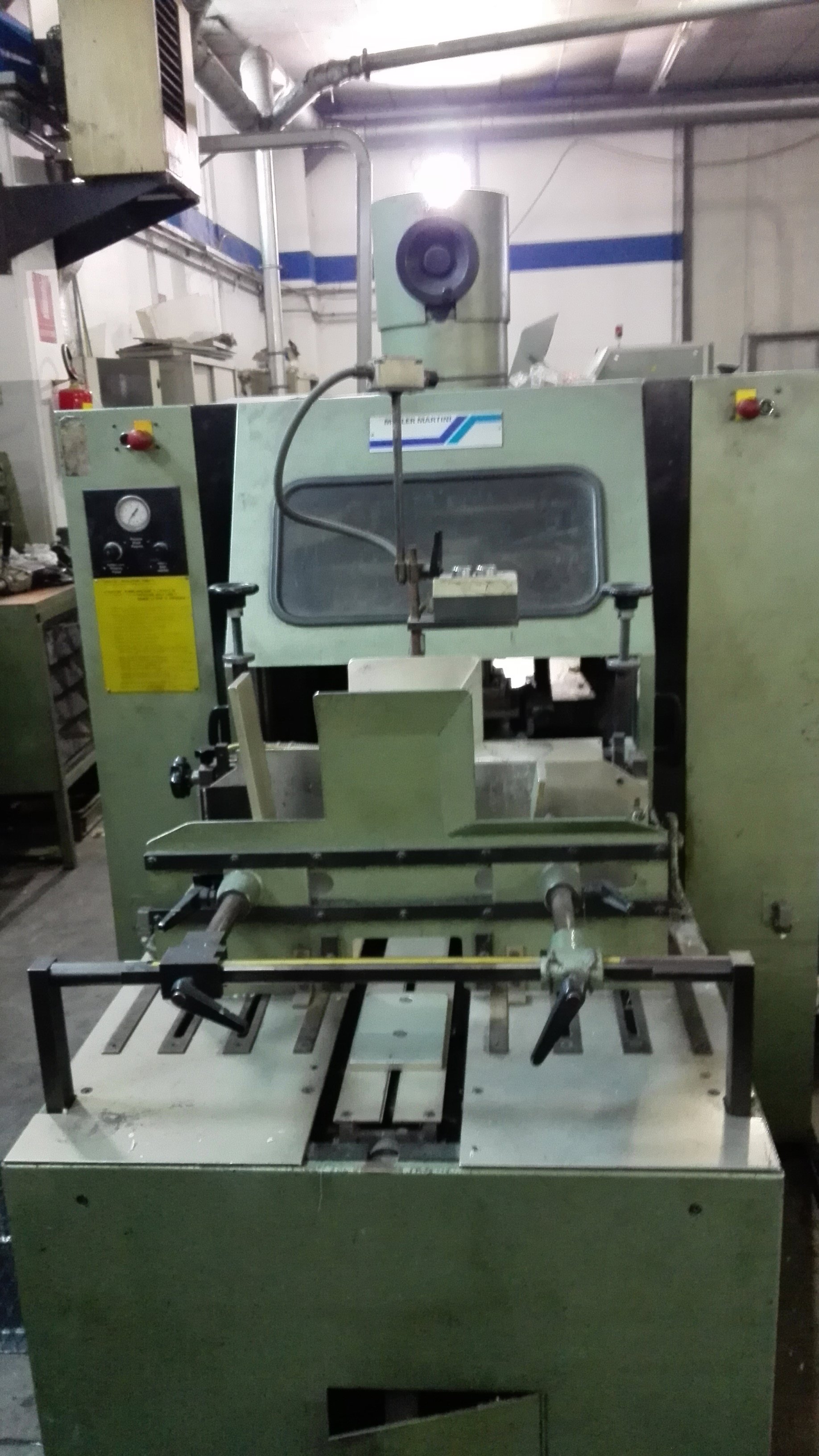 Three Knife Trimmer Muller Martini 3670